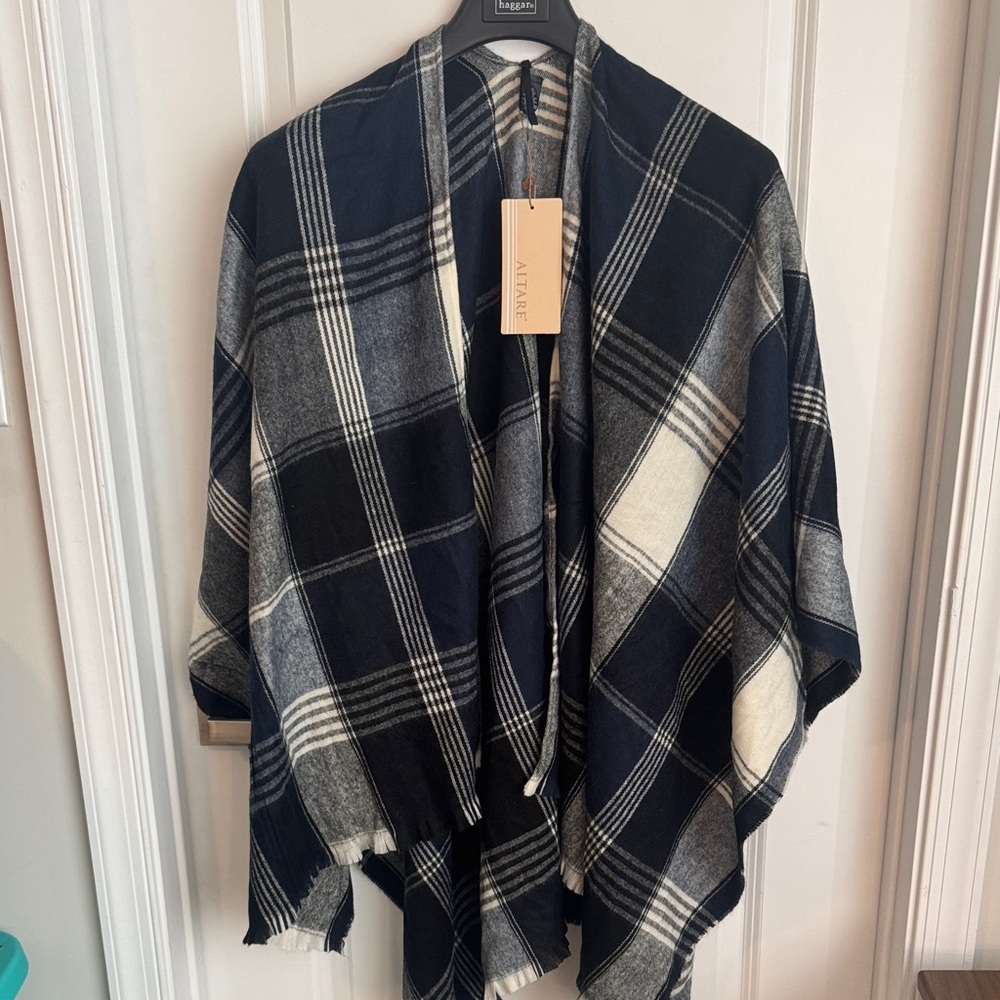 Chic Navy and White Plaid Wrap by Avanti